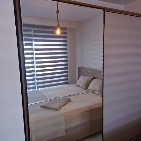 Elite Life 4 Apartment