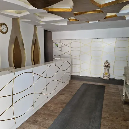 Elite Life 4 Apartment
